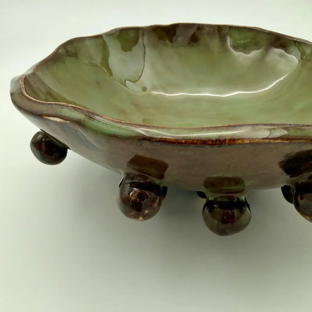 Sera – Stoneware Ayaklı Volanlı Kase